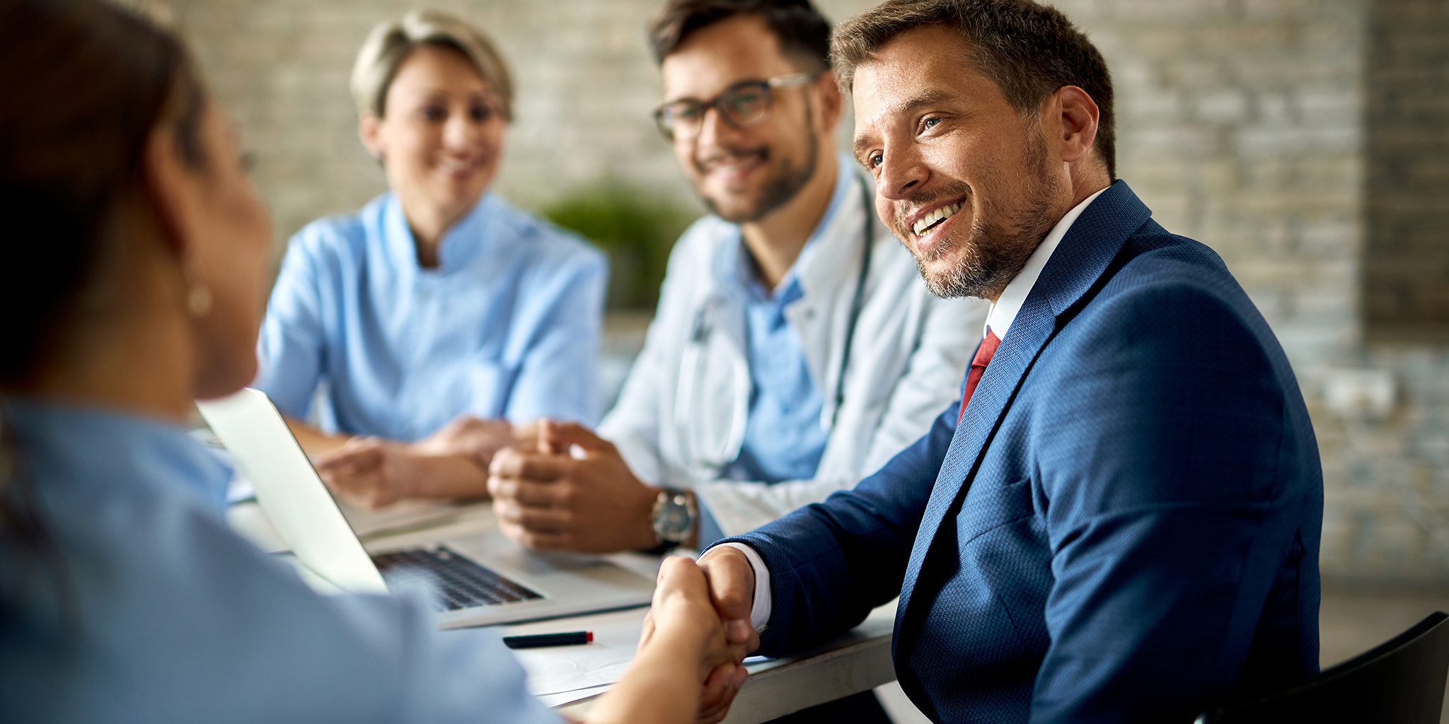 ETL ADVISION - Steuerberatung im Gesundheitswesen